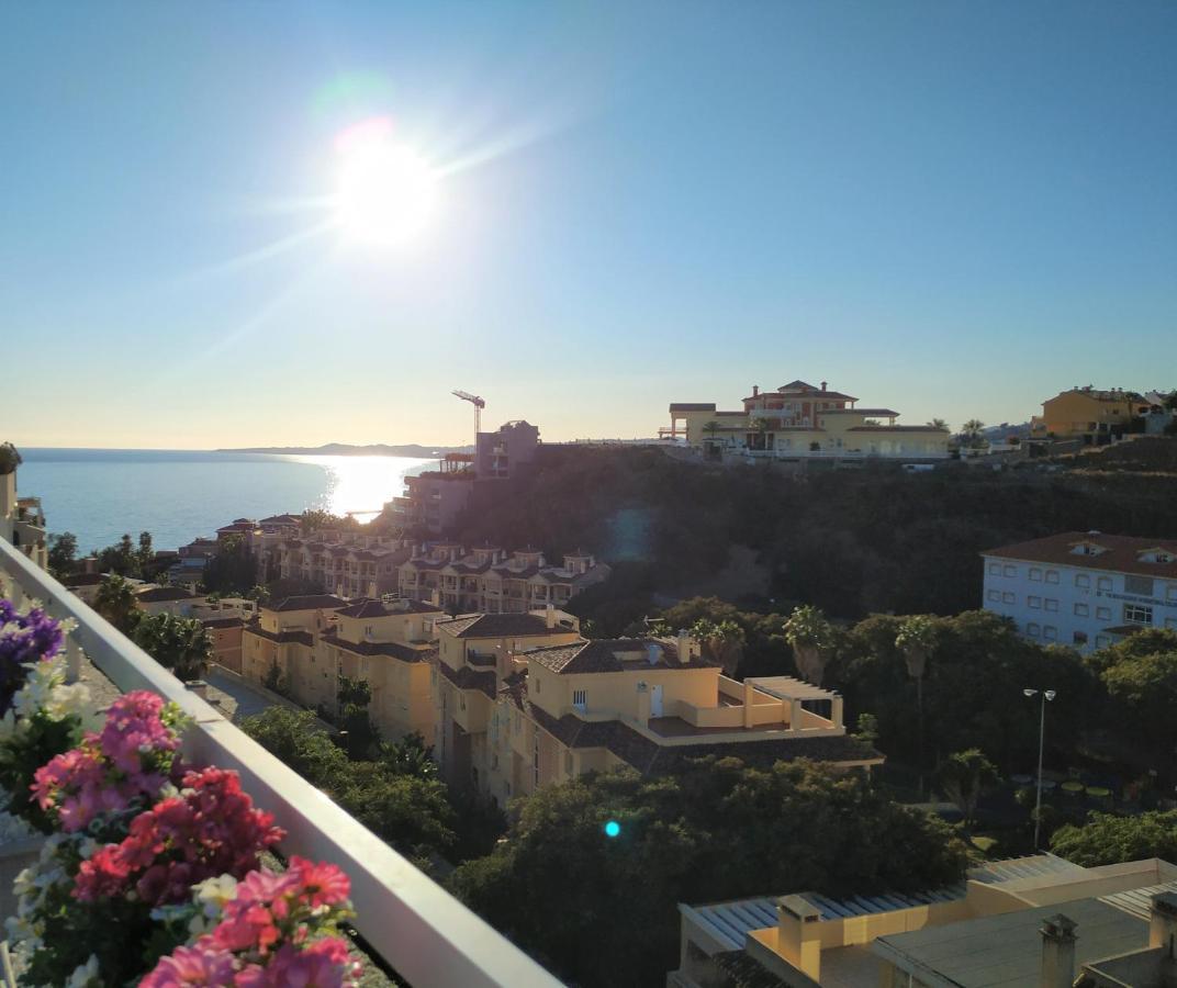 Pena Beach 3 Bedroom Duplex, Bbq, Pool, Sea Views, Benalmádena Exteriér fotografie
